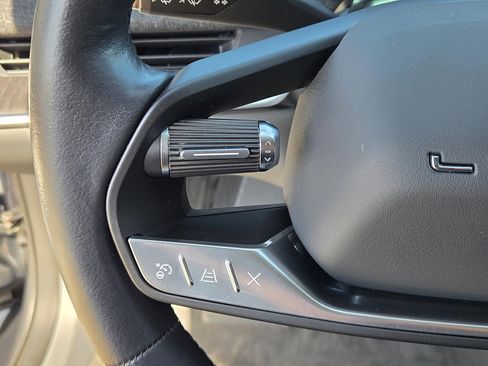 Used 2025 Lucid Air Pure RWD image 13