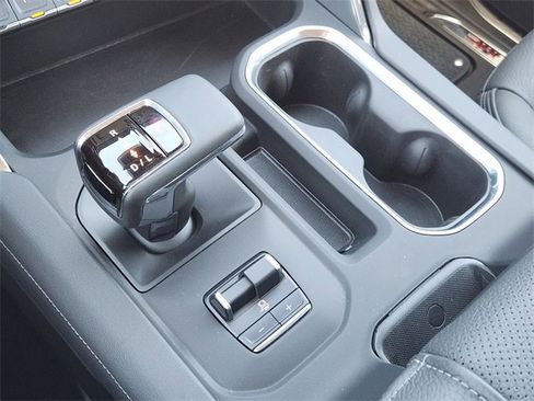 Used 2024 GMC Sierra 1500 Denali w/ Denali Reserve Package image 21