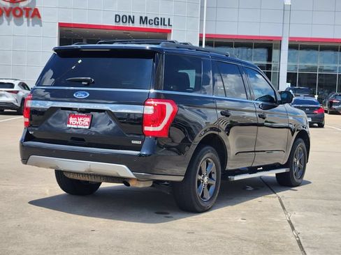Used 2019 Ford Expedition XLT w/ Equipment Group 202A AWD/4WD image 7