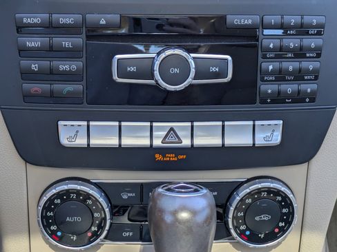 Used 2015 Mercedes-Benz C 250 Coupe image 16