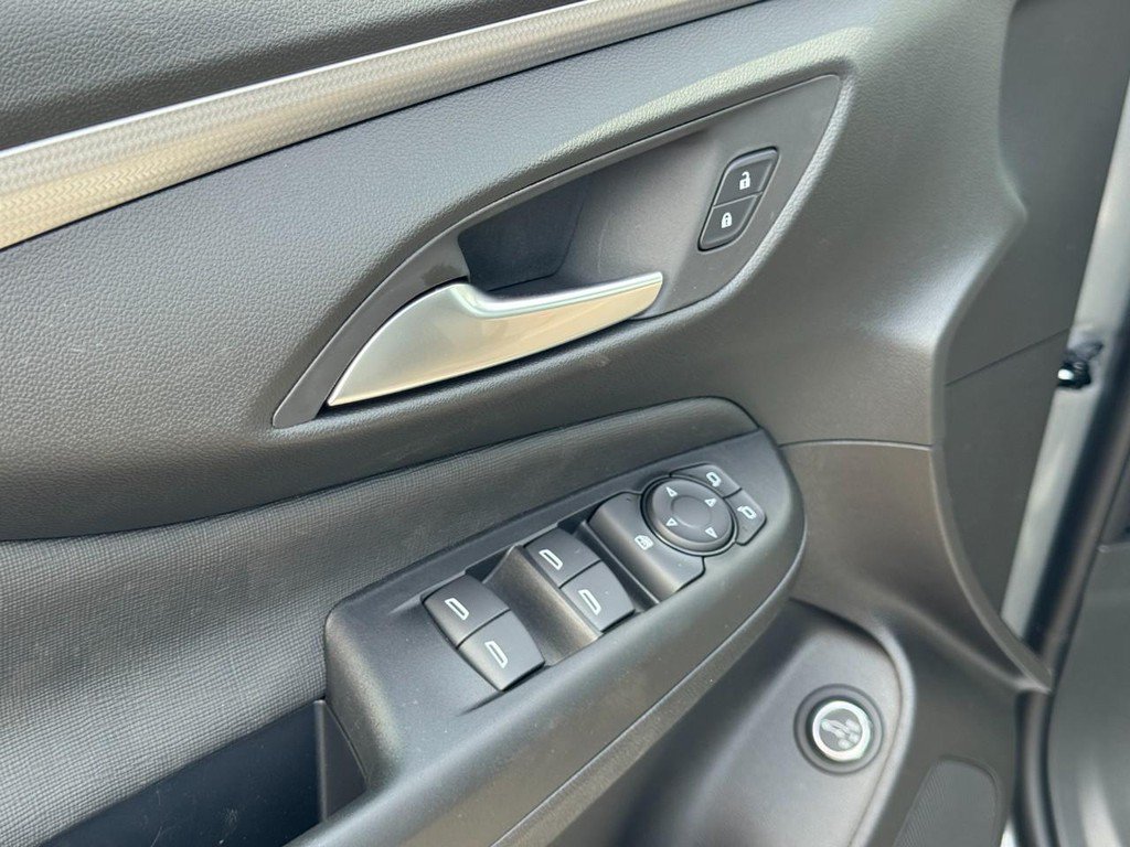 New 2026 Buick Envista Avenir FWD image 10