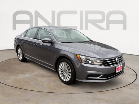 Used 2017 Volkswagen Passat 1.8T SE FWD image 4