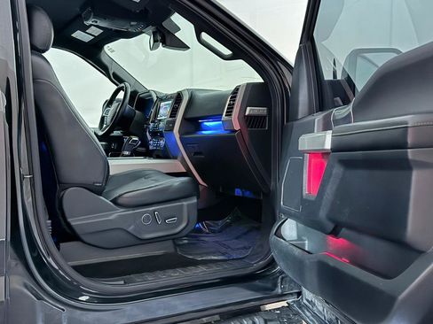 Used 2015 Ford F150 Lariat w/ Equipment Group 502A Luxury AWD/4WD image 24