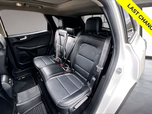 Used 2020 Ford Escape Titanium w/ Titanium Premium Package 2.0 AWD/4WD image 26