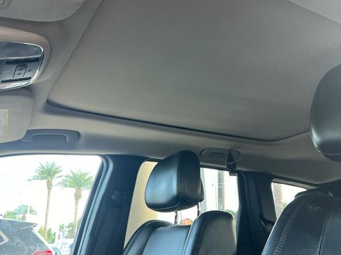Used 2011 Jeep Grand Cherokee Limited AWD/4WD image 13