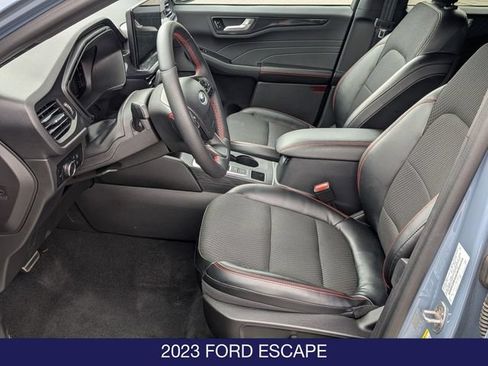 Certified 2023 Ford Escape ST-Line w/ Tech Pack #1 AWD/4WD image 14