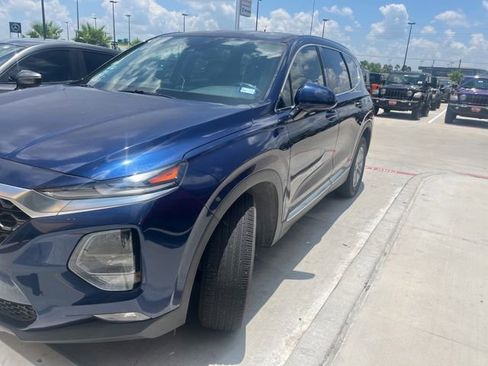 Used 2019 Hyundai Santa Fe SEL FWD image 5
