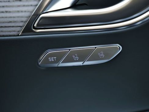 New 2026 Genesis GV80 2.5T Advanced image 18