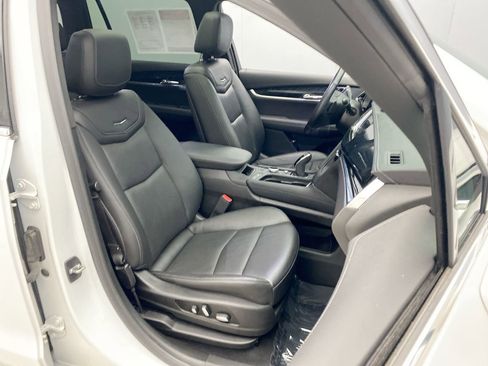 Used 2021 Cadillac XT6 Premium Luxury AWD/4WD image 24