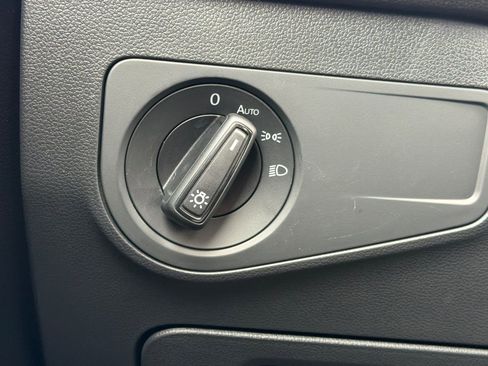 Used 2024 Volkswagen Tiguan S AWD/4WD image 30