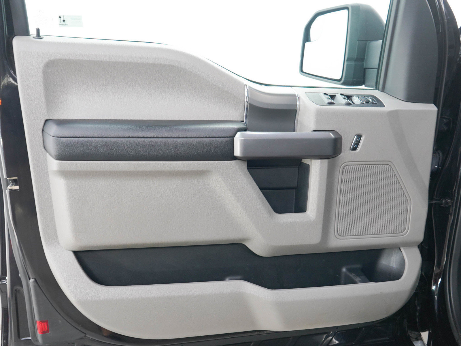 Used 2020 Ford F150 XLT w/ XTR Package AWD/4WD image 16