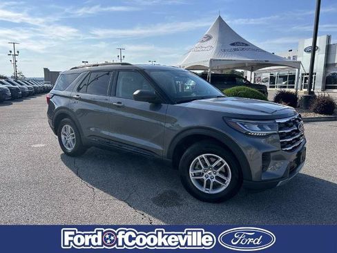 Certified 2026 Ford Explorer Active RWD image 2
