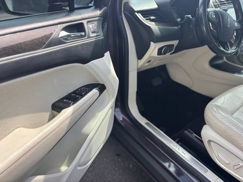 Used 2019 Lincoln MKC Black Label AWD/4WD image 23