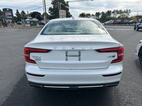 Used 2019 Volvo S60 T8 Inscription image 6