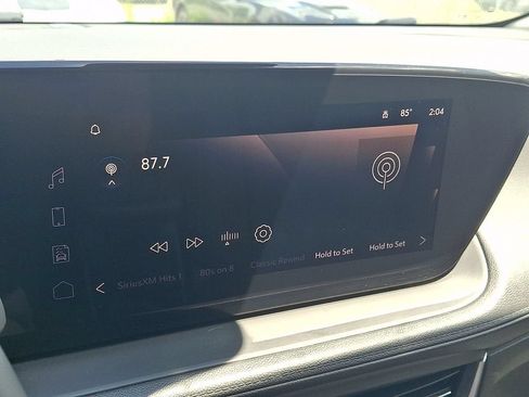 Certified 2024 Buick Encore GX Preferred w/ Comfort Package FWD image 18