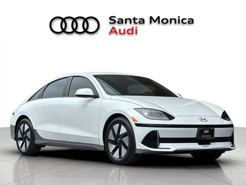 Used 2024 Hyundai Ioniq 6 SE RWD image 9