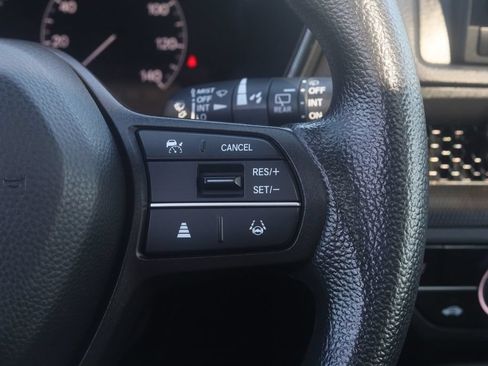 Used 2023 Honda CR-V EX image 9