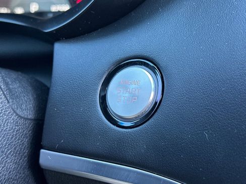 Used 2018 Kia Stinger GT2 image 19