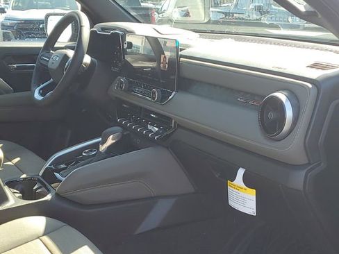 New 2026 Chevrolet Colorado ZR2 w/ Technology Package image 27