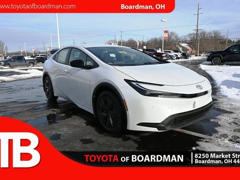 New 2026 Toyota Prius LE image 1