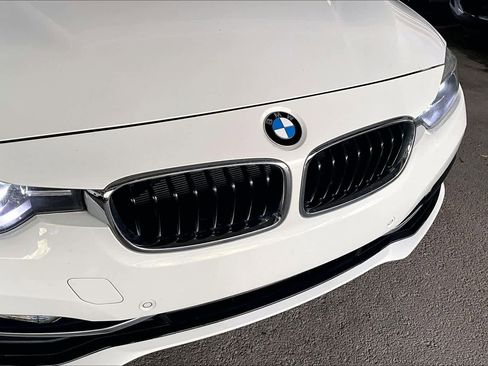 Used 2017 BMW 330i Sedan image 29