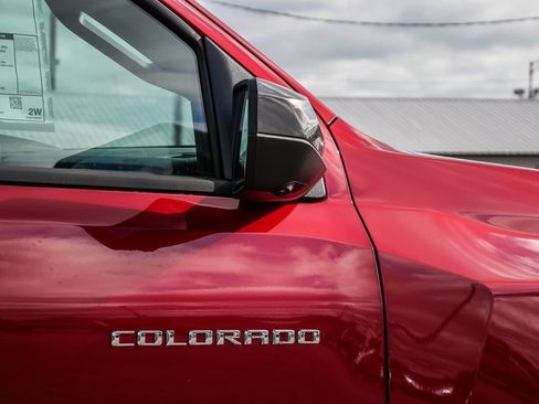 New 2026 Chevrolet Colorado LT w/ LT Convenience Package AWD/4WD image 10