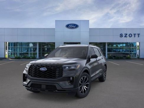 Used 2026 Ford Explorer ST-Line image 2