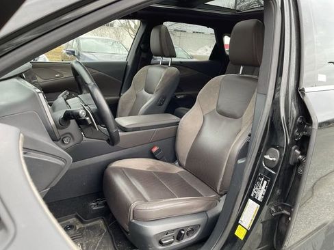 Used 2024 Lexus RX 450h AWD w/ Convenience Package image 4