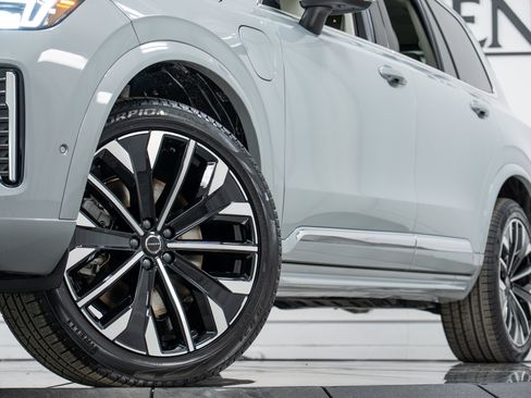 New 2026 Volvo XC90 T8 Ultra w/ Protection Package Premier AWD/4WD image 28