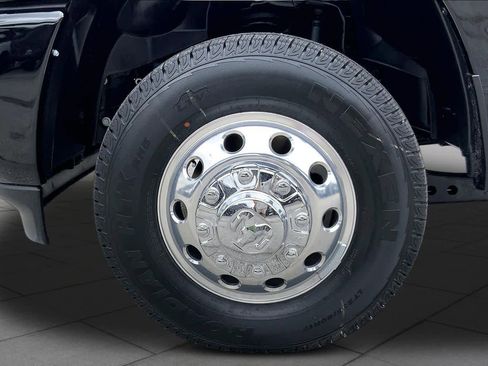 New 2026 RAM 3500 Lone Star AWD/4WD image 9