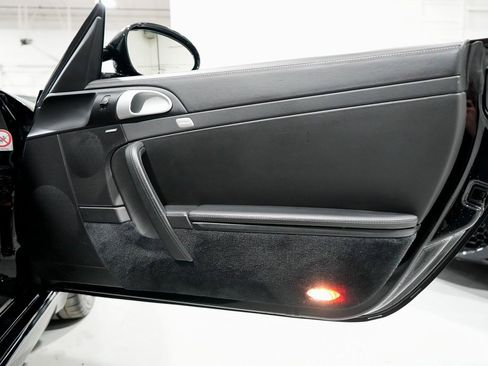 Used 2009 Porsche 911 Carrera S image 19