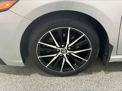 Used 2021 Toyota Camry SE AWD/4WD image 39