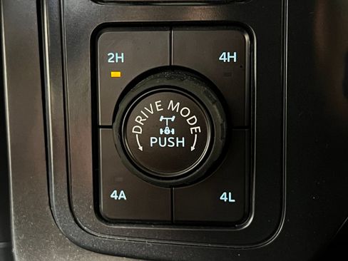 Used 2025 Ford F150 Raptor AWD/4WD image 24