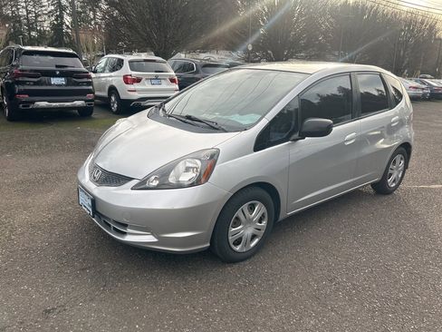 Used 2011 Honda Fit image 6