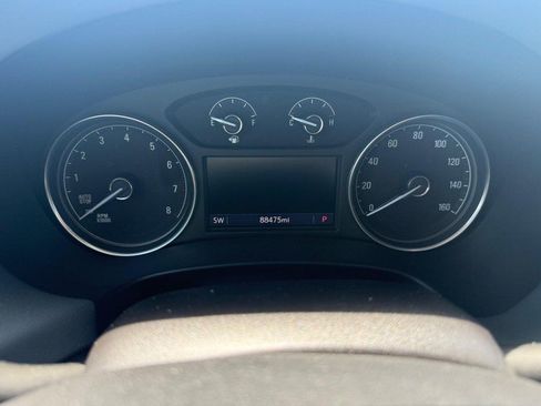 Used 2021 Buick Enclave Essence FWD image 16