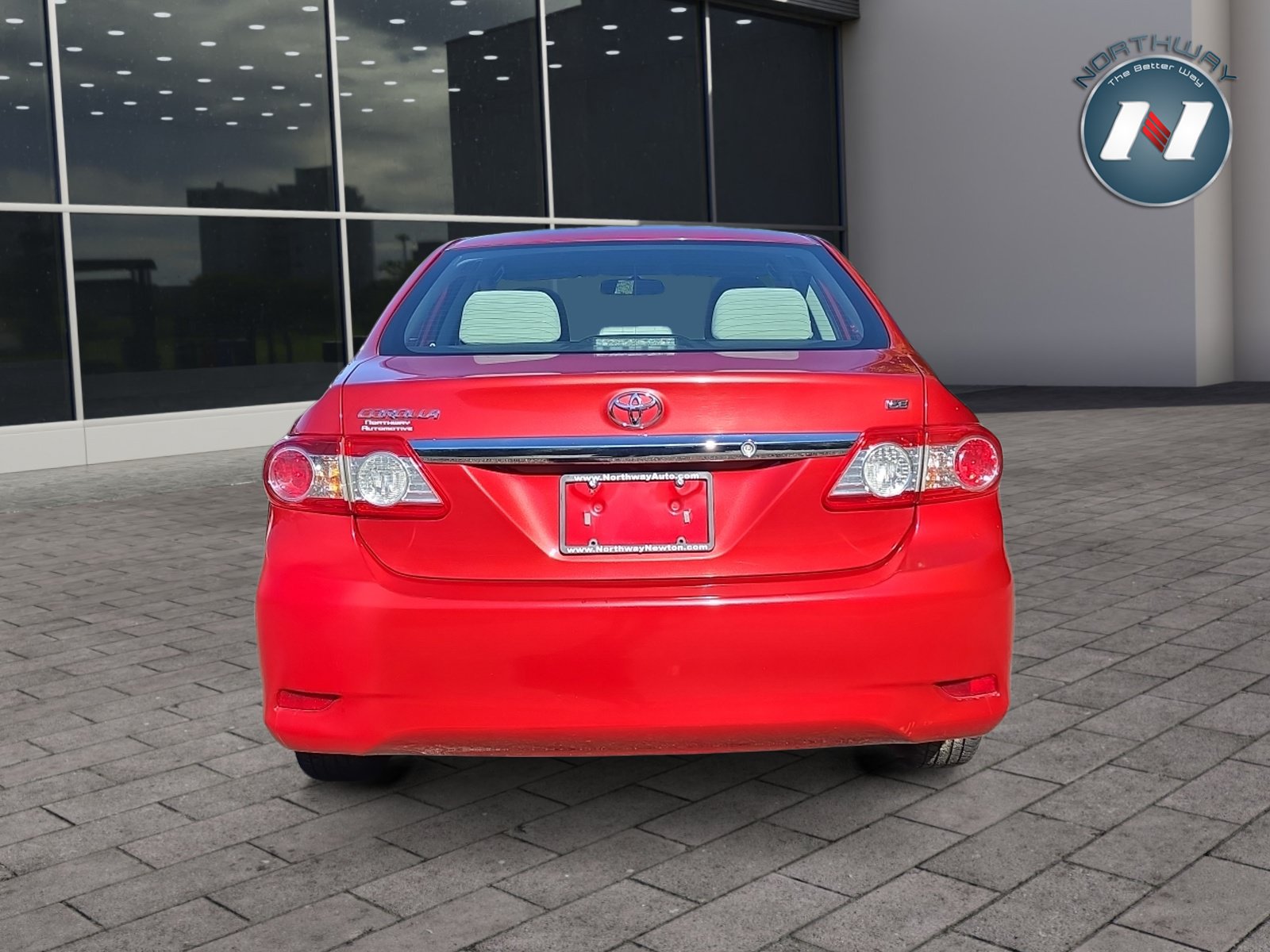 Used 2012 Toyota Corolla LE FWD image 4