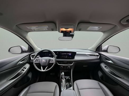 Used 2024 Buick Encore GX Preferred FWD image 11