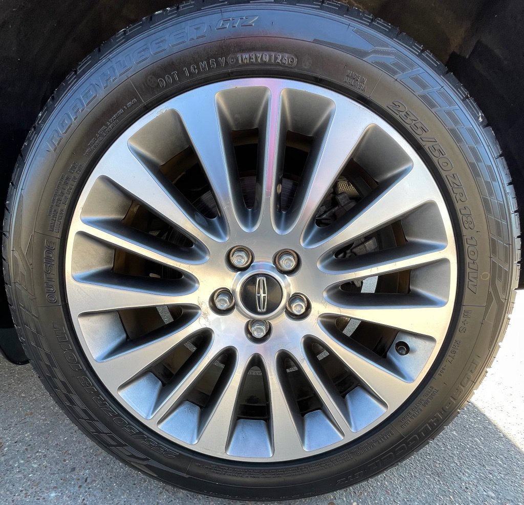 Used 2017 Lincoln MKC Reserve FWD image 12