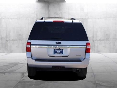 Used 2017 Ford Expedition EL XLT w/ Equipment Group 201A AWD/4WD image 6