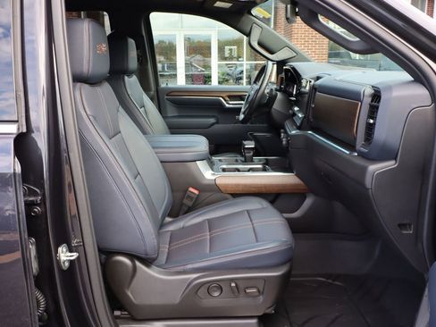 Used 2023 Chevrolet Silverado 1500 High Country w/ High Country Premium Package image 52