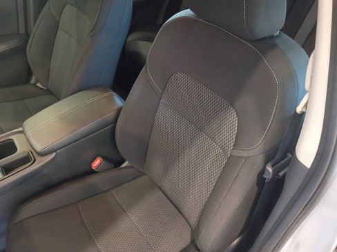 Used 2023 Nissan Sentra S image 9