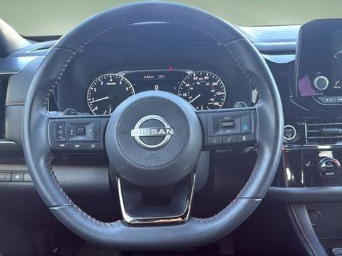 Used 2024 Nissan Pathfinder Rock Creek AWD/4WD image 9