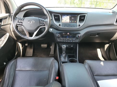 Used 2018 Hyundai Tucson Limited w/ Cargo Package FWD image 15