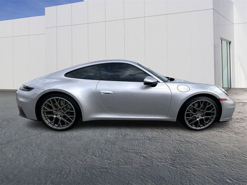 Used 2025 Porsche 911 Carrera image 8