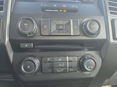 Used 2018 Ford F150 XLT AWD/4WD image 27