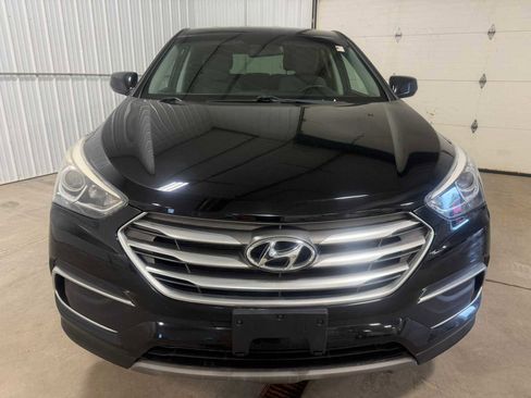 Used 2018 Hyundai Santa Fe Sport FWD image 3