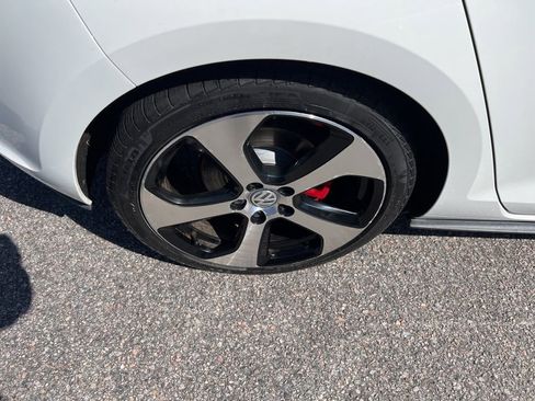 Used 2016 Volkswagen GTI S image 38