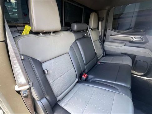 Used 2025 Chevrolet Silverado 1500 ZR2 AWD/4WD image 29