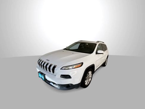 Used 2016 Jeep Cherokee Limited FWD image 4