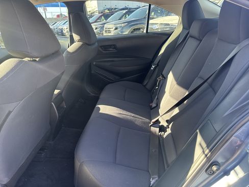 Used 2022 Toyota Corolla LE image 25